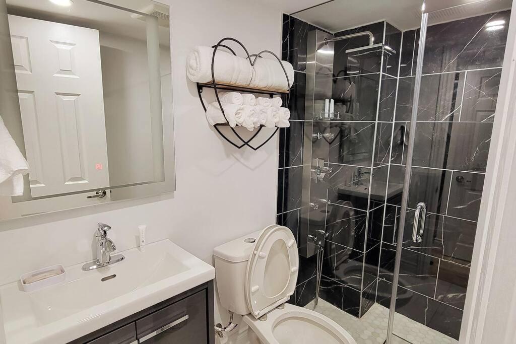 Apartamento Modern Oasis In Richmond Hill, The Place For You! Exterior foto